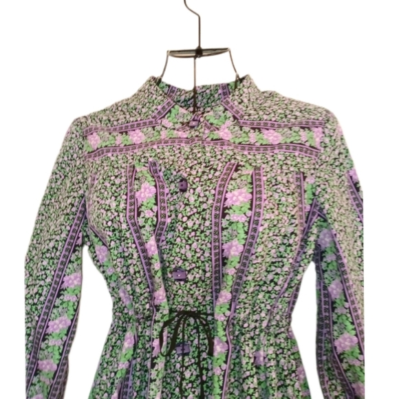 Vintage :: 60s Handmade Women's Floral Sheath Dress - Picture 4 of 7